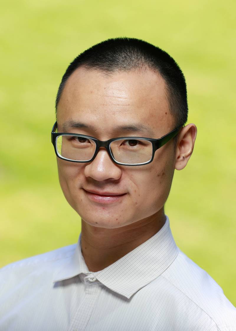 Photo of Prof. Xun Tang