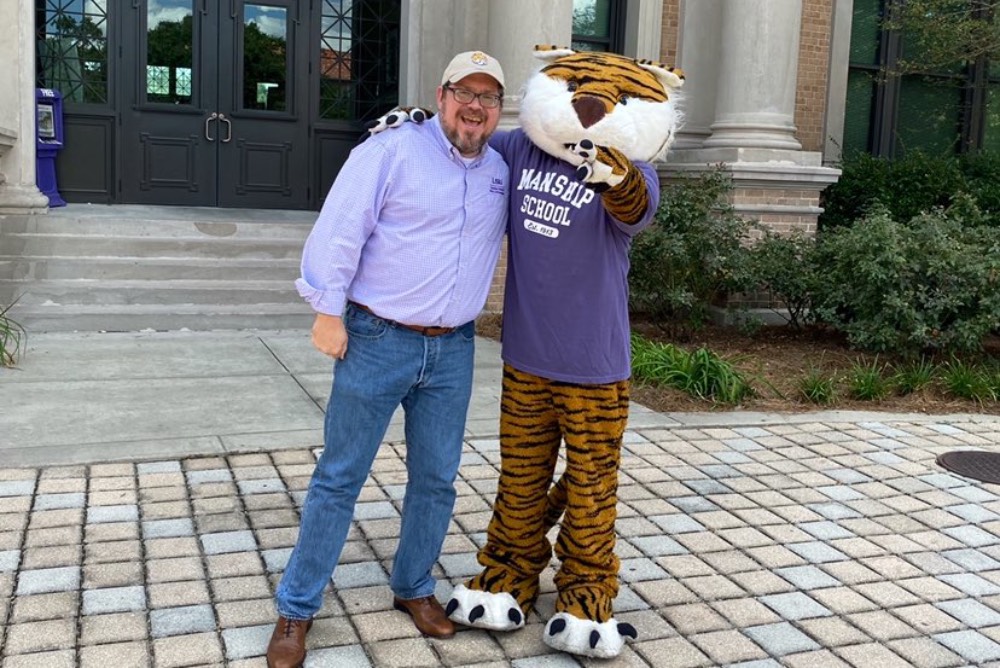 Martin Johnson with Mike the Tiger
