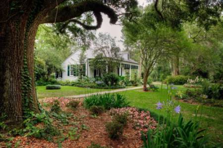 Burden Family home burden-family-home-windrush-gardens